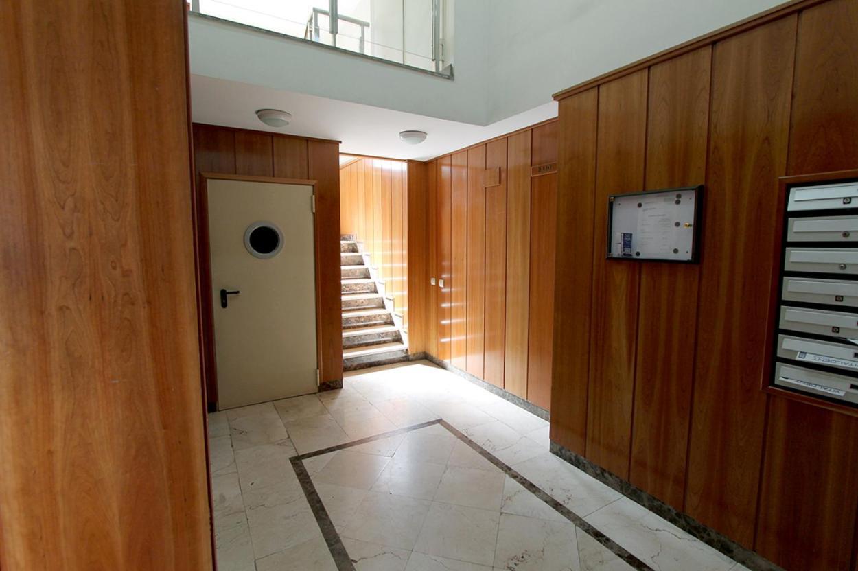 Castilla Luz Deco Apartment